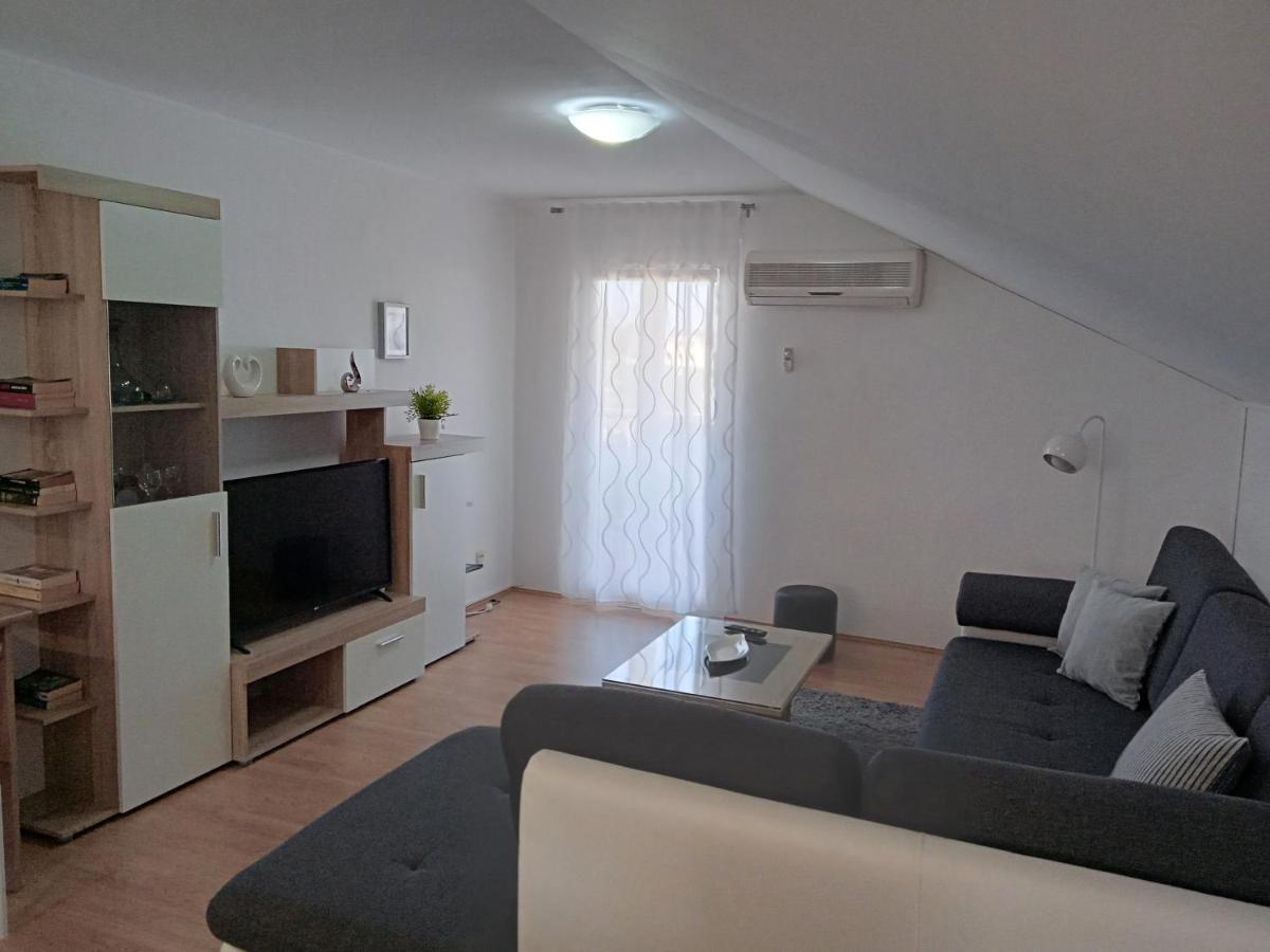 Apartments With A Parking Space Sali, Dugi Otok - 8154 Luaran gambar