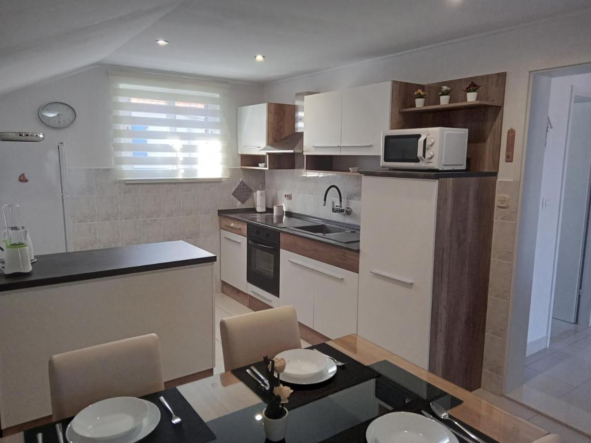 Apartments With A Parking Space Sali, Dugi Otok - 8154 Luaran gambar